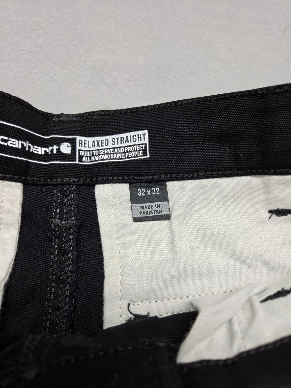 Carhartt Men’s Black Cargo Work Pants 32x32 Relaxed Fit Straight Leg Canvas